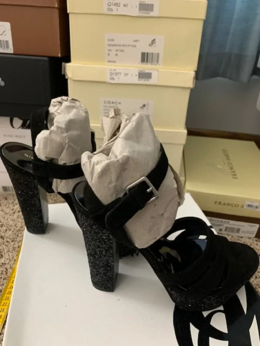 NWT Nine West black suede Platform shoes